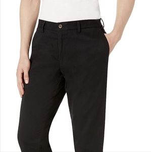Amazon Essentials Men's Straight-Fit Wrinkle-Resistant Flat-Front Chino Pant